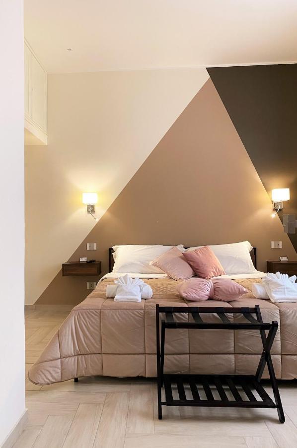 B&B De Nava Suite Reggio di Calabria Bagian luar foto