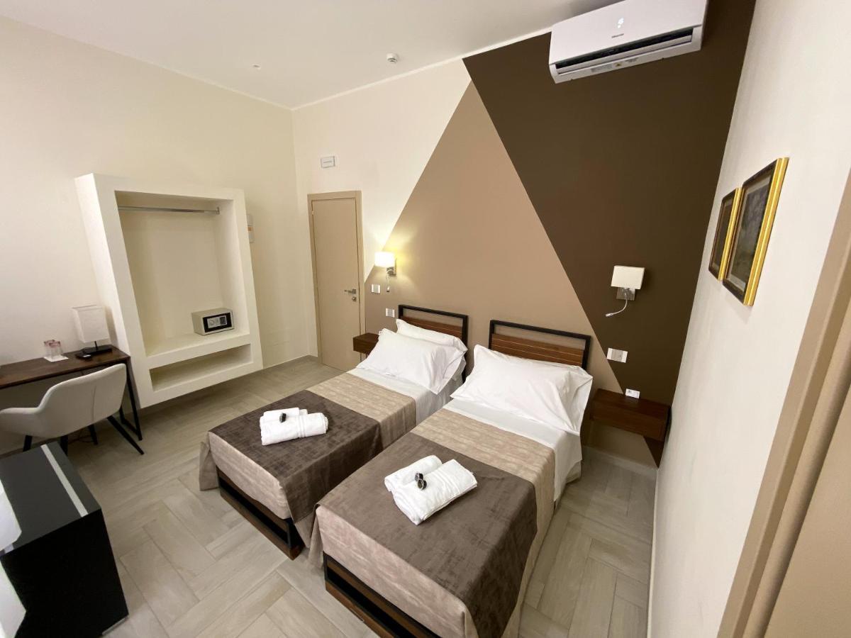 B&B De Nava Suite Reggio di Calabria Bagian luar foto