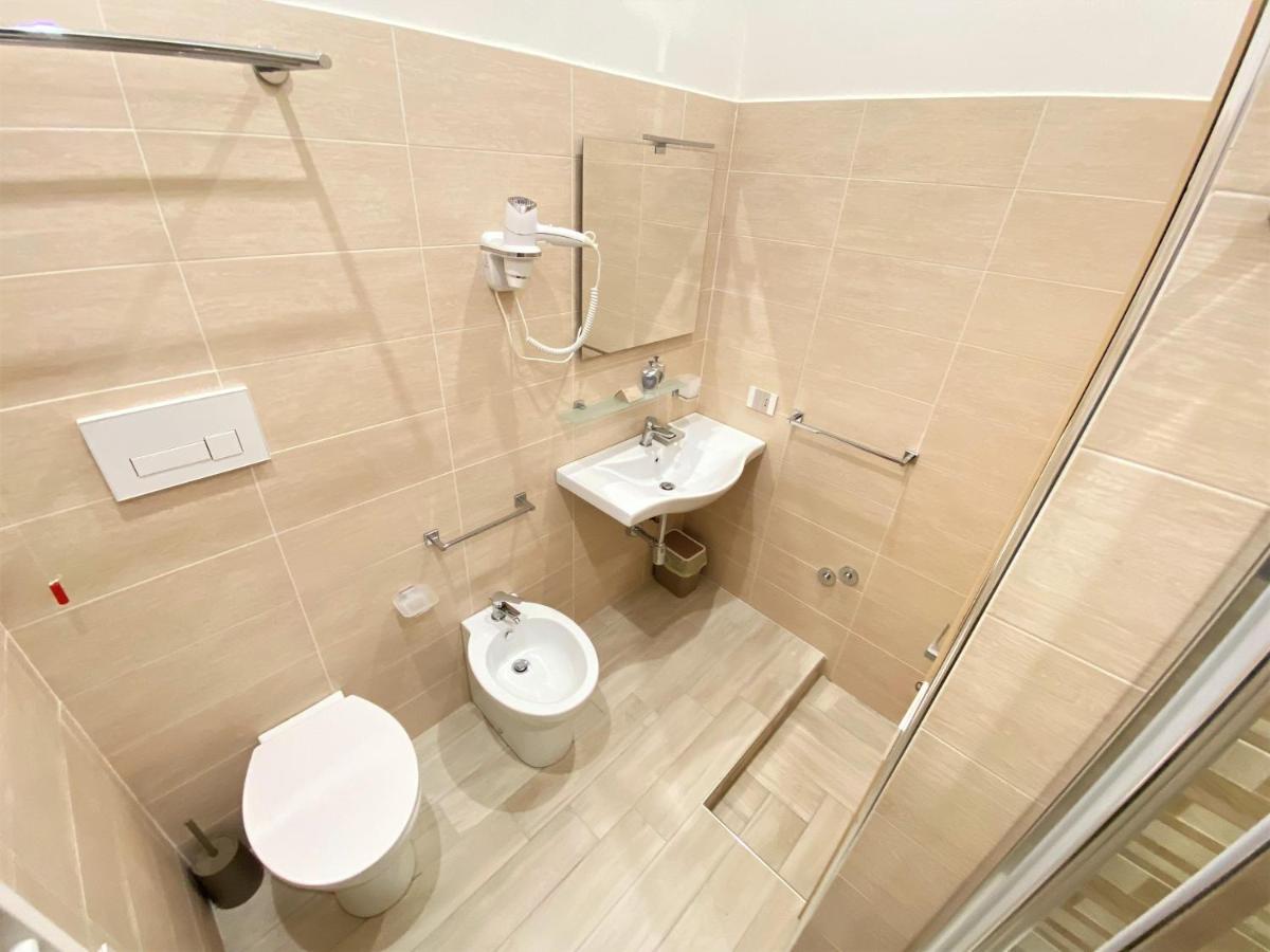 B&B De Nava Suite Reggio di Calabria Bagian luar foto