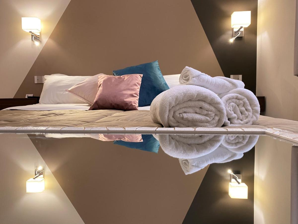 B&B De Nava Suite Reggio di Calabria Bagian luar foto
